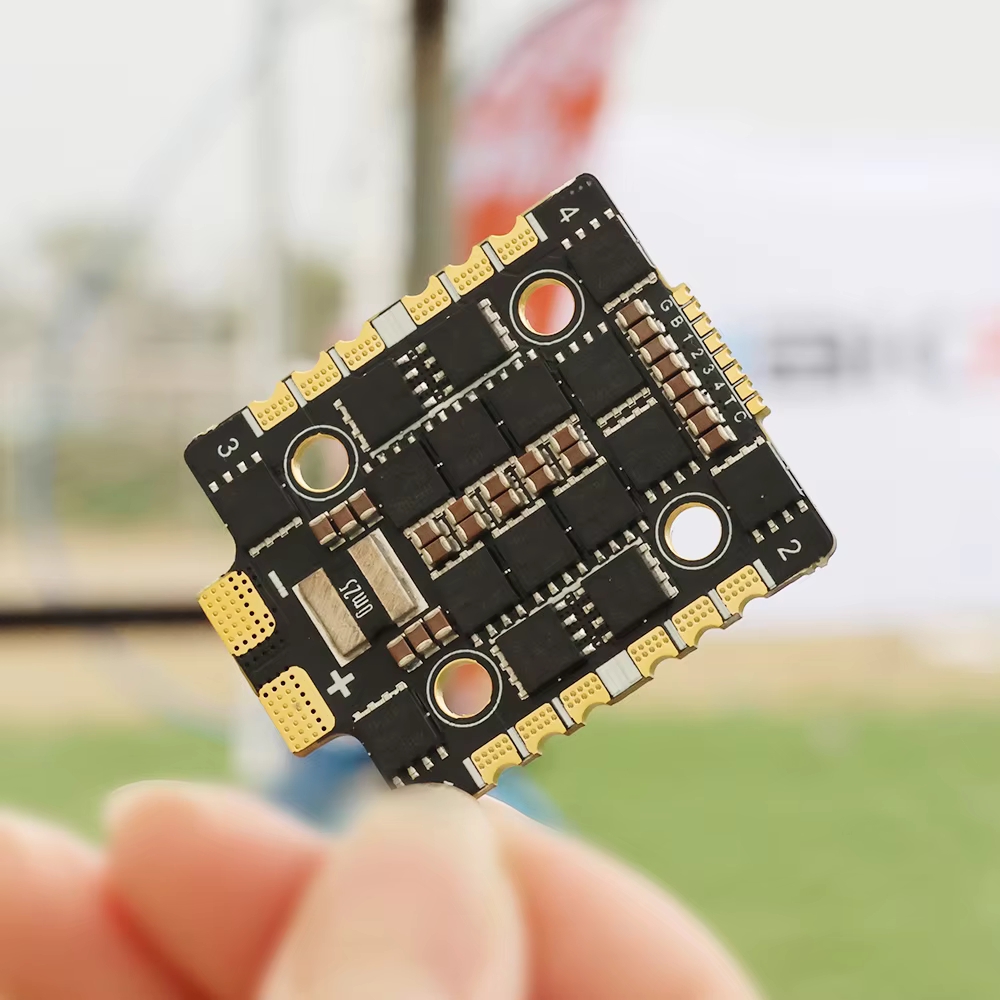 وحدة تحكم طيران نانو بعيدة الم - مراجعة F405 Flight Controller وسعره